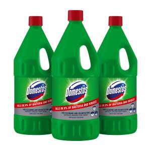 3 db Domestos Extended Power fenyő illatú fertőtlenítő tisztítószer, 2L-es palackok